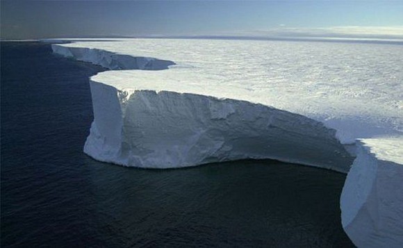 Los diques de hielo de la Antártida se desmoronan